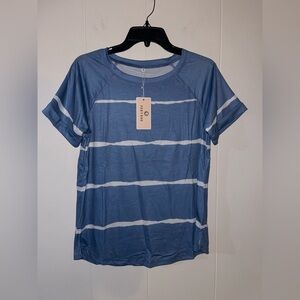 FERYSHE Size Medium Short Sleeve Shirt